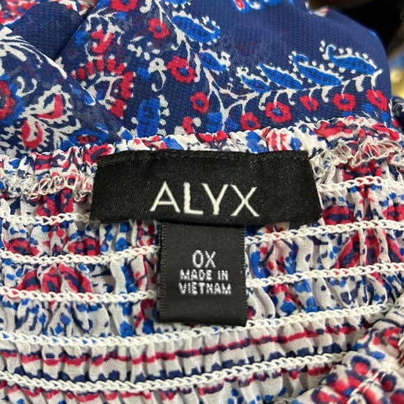 Alyx Peasant Style Blouse - Picture 6 of 7